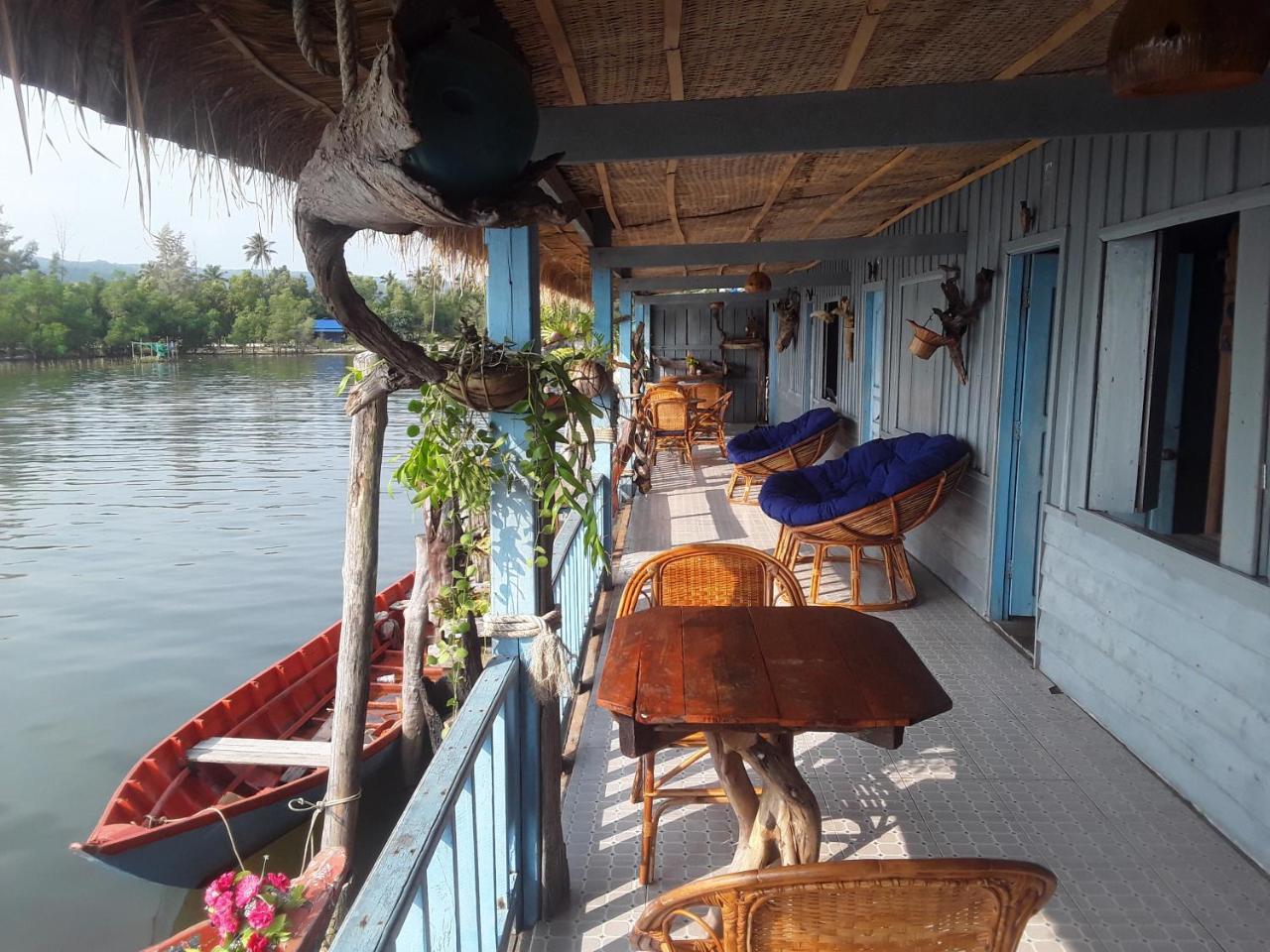 Firefly Guesthouse Prek Svay Village Екстериор снимка